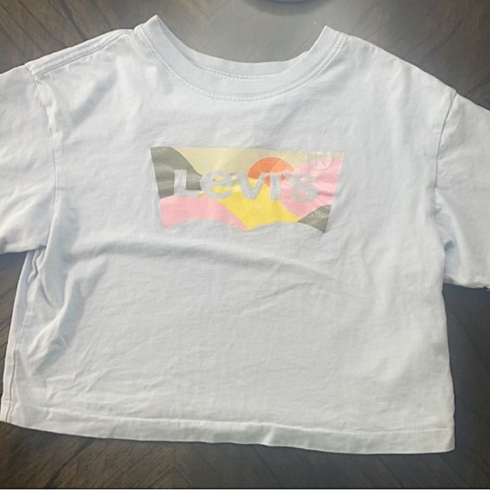 Levi’s graphic Tee